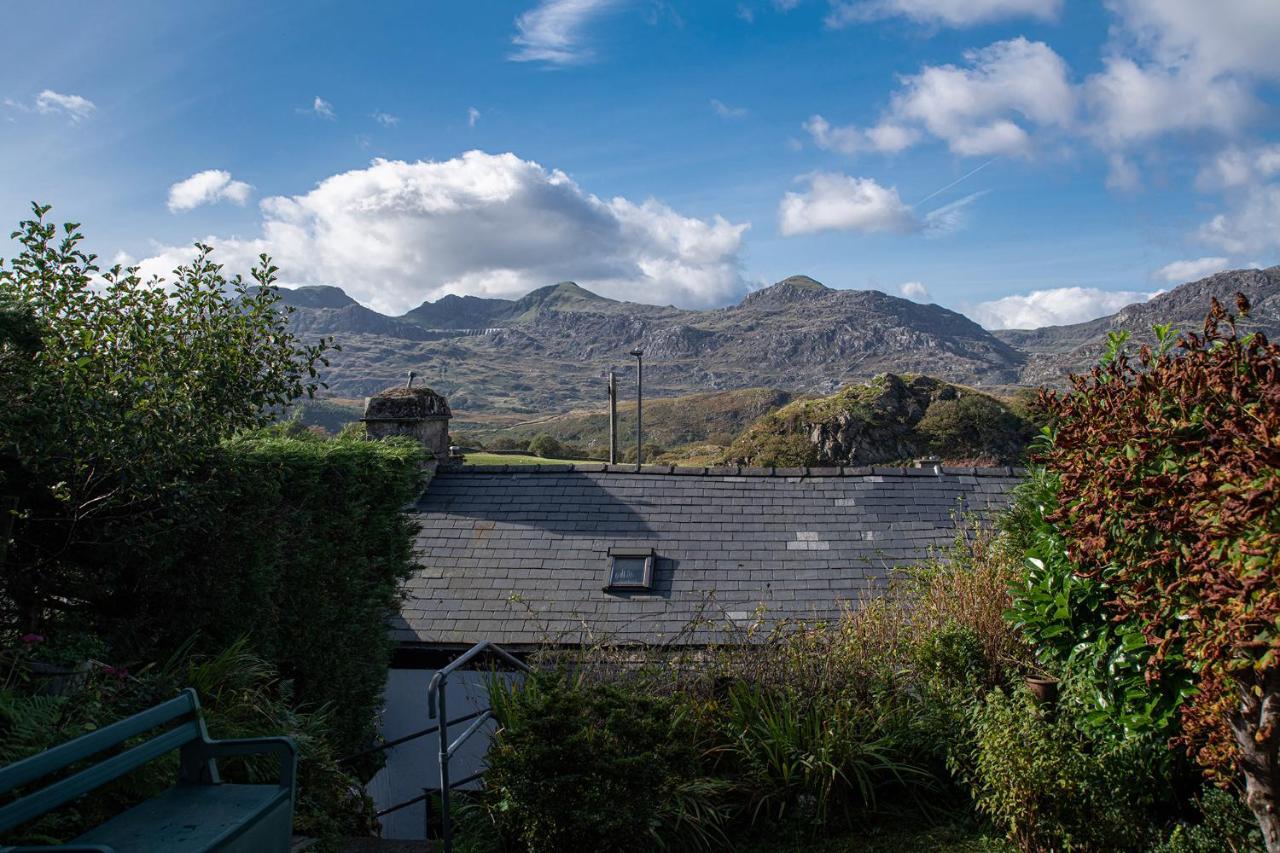 Homely Cottage With Garden And Mountain-View Blaenau Ffestiniog Kültér fotó